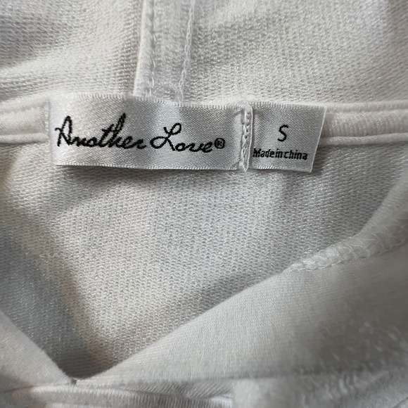 Another Love Oversized Cropped Hoodie White Small Keyhole Sides Short Fitted Slv - Picture 4 of 8